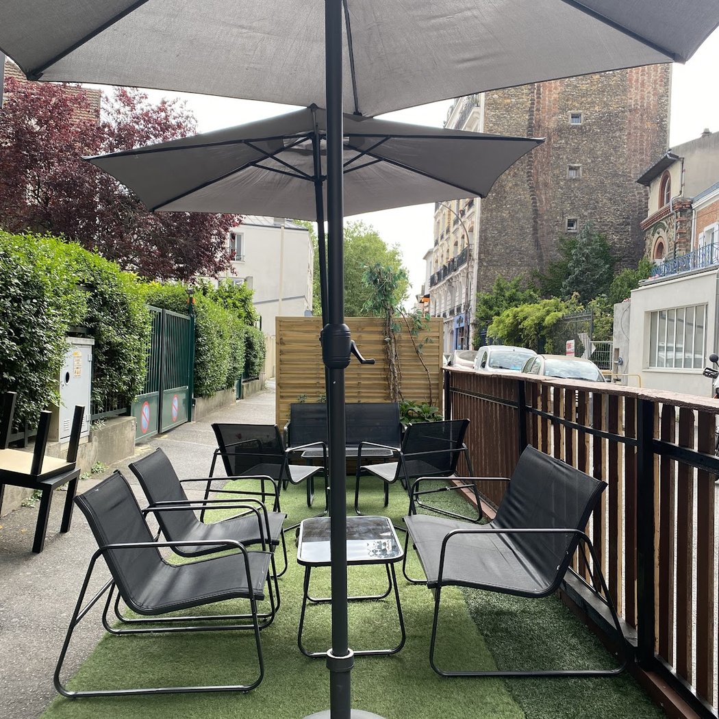 Le 140 lounge 2